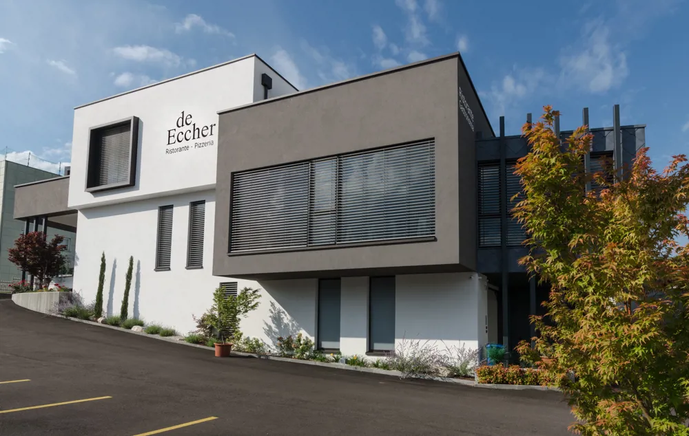 arredamento su misura in legno ristorante de eccher cles