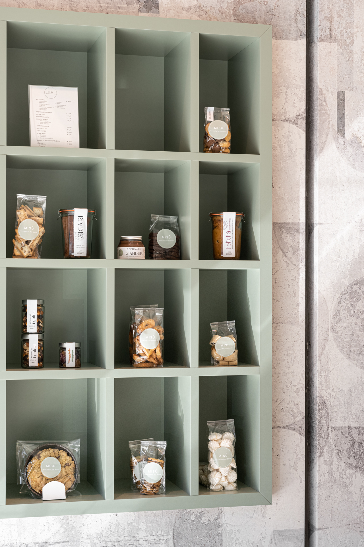 arredo su misura pasticceria trentino misù mezzolombardo, interior design Corazzolla